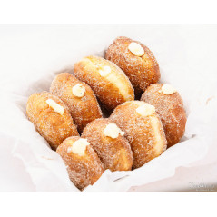 GOGOSI CU CREMA DE VANILIE...